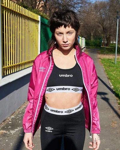 Umbro - Reggiseno sportivo con logo